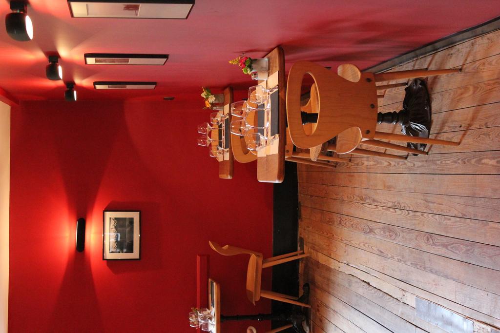 Hotel Courtille De Solutre Luaran gambar
